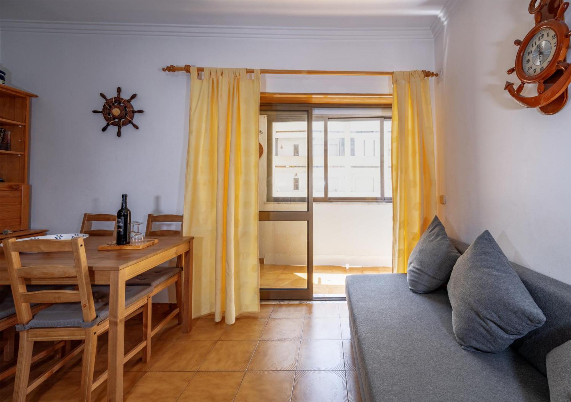 Cozy Apartment Near The Beach In Costa De Caparica Zewnętrze zdjęcie
